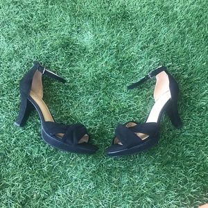 naturalizer dawson sandal